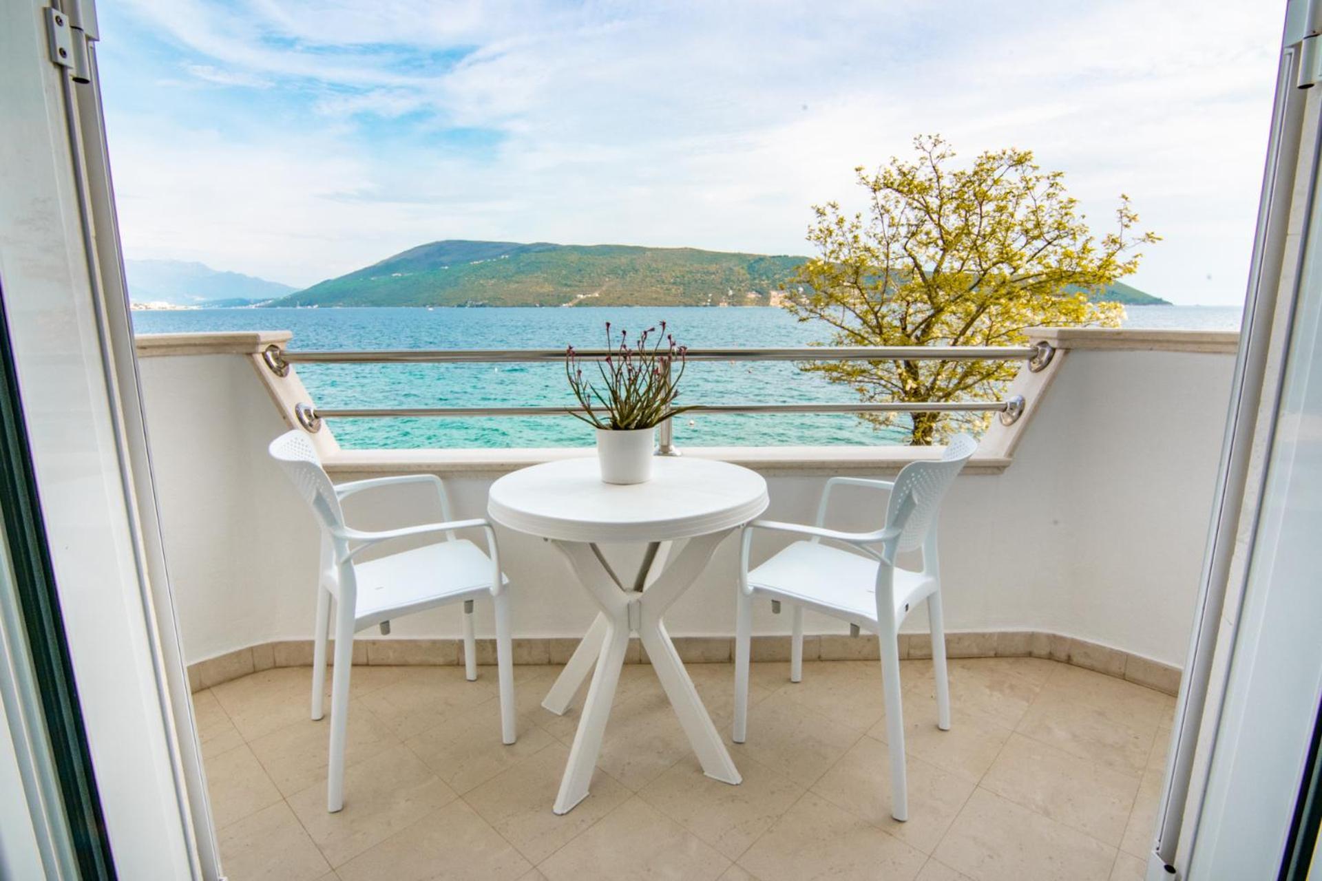 Hotel Perla تْشيرسيك نوفي الغرفة الصورة